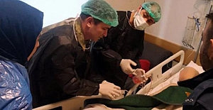 Azerbaycanlı doktorlar Kahramanmaraş'ta depremzedeleri tedavi ediyor