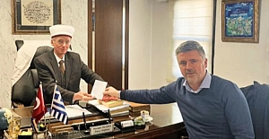 Batı Trakya'da Türk Belediye Başkanı, umre parasını depremzedelere bağışladı