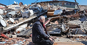 İlahiyatçılardan hayırseverlere fetva: Depremzedelere yardım etmek umreye gitmekten önceliklidir