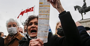 Ekonomistler uyarıyor: İktidara kim gelirse gelsin enkazın kaldırılması için acı reçete şart