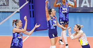 Fenerbahçe Opet set vermeden yarı finalde