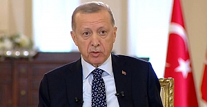 Cumhurbaşkanı Erdoğan canlı yayında rahatsızlandı, ara verilen program erken bitirildi
