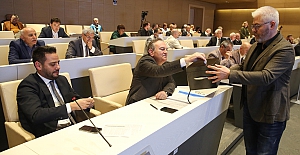 Nilüfer Belediye Meclisi’nin yeni üyeleri göreve başladı