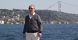 Şair DERMANİ yazdı: "Bir Uçtan Bir Uca Gezdim Boğazı.."