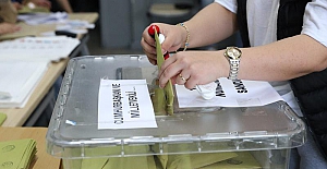 Ünlü isimler Meclis dışı kaldı