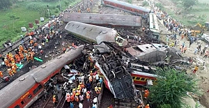 Hindistan'da tren kazası: Odisha'daki kazada en az 288 kişi öldü