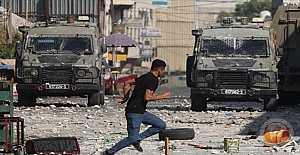 İsrail güçleri Batı Şeria'da onlarca zırhlı araçla baskın düzenledi; Çok sayıda ölü ve yaralılar var