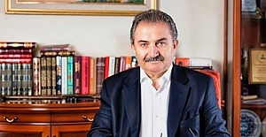 Eski Kültür Bakanı Namık Kemal Zeybek, kurduğu "ATA PARTİSİ" için yasal başvuruda bulundu