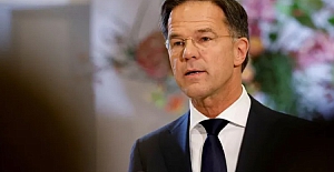 Hollanda’da hükümet dağıldı