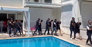 İzmir'de vize dolandırıcılığı: 70 gözaltı