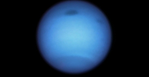 Bilim insanları şaşkın: Neptün'ün bulutları yok oluyor