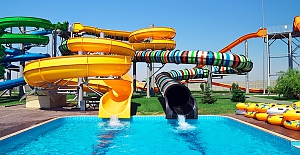 Kavurucu sıcaklarda su parklarına gidenler dikkat: Hijyen çok önemli!