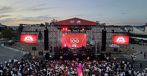 15 Bin Tofaş Çalışanı ve Ailesi Cumhuriyet'in 100'üncü Yılını Kutladı