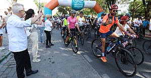 Cumhuriyet için Tophane’den Mudanya’ya pedalladılar