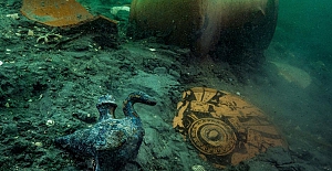 Esrarengiz sualtı şehrindeki batık tapınakta "hazine ve sırlar" bulundu