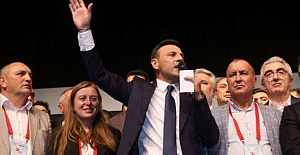 CHP'nin yeni İstanbul İl Başkanı Özgür Çelik oldu