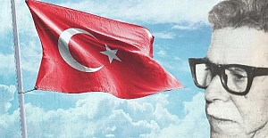 Bayrak şairi: Arif Nihat Asya