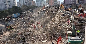 Depremde yıkılan binaların bilirkişi raporlarında ilk kez kamu görevlileri 'asli kusurlu' sayıldı