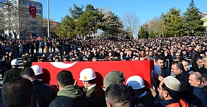 Şehitlerimiz memleketlerinde gözyaşı ve dualarla uğurlandılar