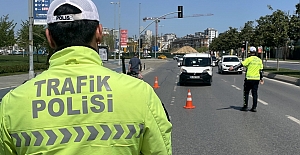 İçişleri Bakanı Yerlikaya açıkladı: "Bayram tatilinin ilk 3 gününde toplam 1.838 trafik kazası meydana geldi"
