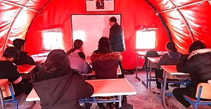 MEB'den deprem bölgesindeki öğretmenler için karar: Görev yerlerine dönebilecekler