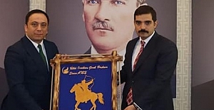 Şehit Sinan Ateş'in eşi Ayşe Ateş'ten kararlı açıklama; "Burası ne onların babasının çiftliği ne de muz cumhuriyeti!.."