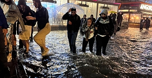 Sağanak yağış Ankara halkını perişan etti