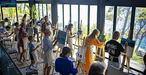 LOV Sanat Günleri Ünlü İsimleri Bir Araya Getirdi