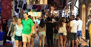 Turizmde pahalılık etkisi: Sokaklar dolu ama mekanlar boş