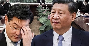 Çin'in eski Dışişleri Bakanı Qin Gang kitapçıda çalışıyor!