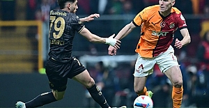 Dünya basını Galatasaray-Trabzonspor derbisini konuşuyor: "Denis Dragus sansasyon yarattı"