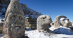 Nemrut Dağı'nı bu yıl 165 bin kişi ziyaret etti
