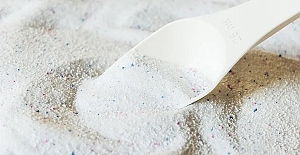 Ünlü deterjan markası testi geçemedi: Reklamda 1 yıkama iddia edildi, leke 8 yıkamada çıktı