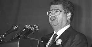8. Cumhurbaşkanı Turgut Özal 32. ölüm yıl dönümünde kabri başında anıldı