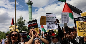 Fransa'da İslam düşmanlığına karşı gösteriler düzenlendi