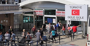 Dünyanın en garip köyü: 104 yıldır aynı ailenin yarısı Türkiye'de yarısı Gürcistan'da yaşıyor, 'Pasaportla buluşuyoruz'