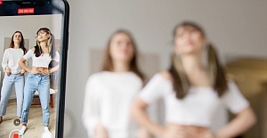 Sessiz depresyon: Sosyal medyada mutlu, içeride yalnız