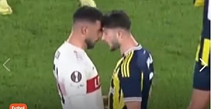 Fenerbahçe-Stuttgart maçında saha karıştı