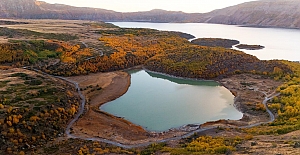 Nemrut Kalderası'nda sonbahar güzelliği