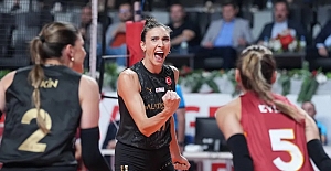 Sultanlar Ligi'nde Galatasaray Daikin set vermeden kazandı