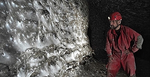 Dünyanın en büyük örümcek ağı keşfedildi: 111 bin örümcek aynı mağarada