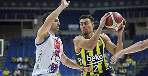 Fenerbahçe Beko'dan nefes kesen geri dönüş: 19 sayı geriden geldiler