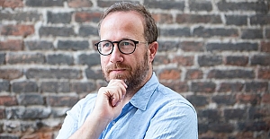 RÖPORTAJ / İzlandalı yazar Andri Snaer...