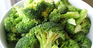 Brokoli yemek Alzheimer riskini düşürüyor