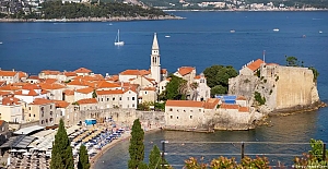 Karadağ'a vizesiz seyahat yeniden başlıyor