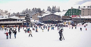 Uludağ'ın kayak pistlerinde hareketlilik başladı