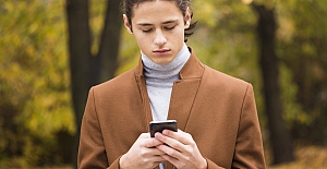 Ekran Süresini Azaltmak Zihinsel Sağlığı Destekliyor: Uzmanlardan Dijital Detoks Uyarısı