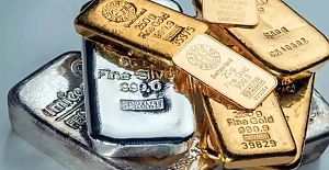 Altın ve gümüşte düşüş sürüyor