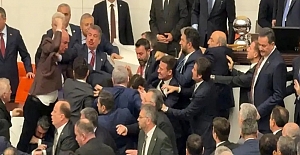 Mecliste olaylı yemin: Akın Gürlek göreve başladı