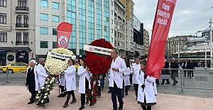 14 Mart Tıp Bayramı'nda Taksim'de tören düzenledi